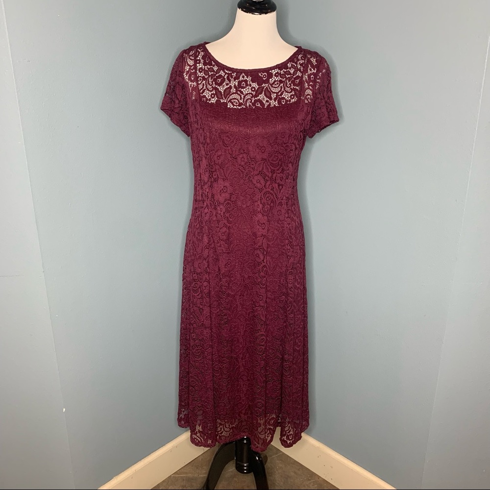 Burgundy mother of the bride/groom laced dress